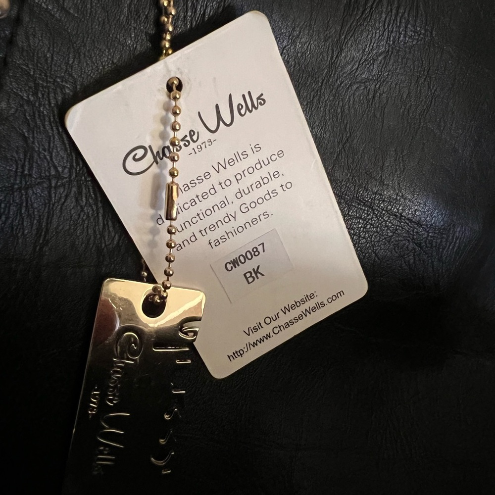 Chase Wells purse